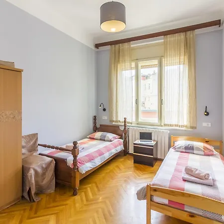 Spacious & Smart Center Apartment Pula