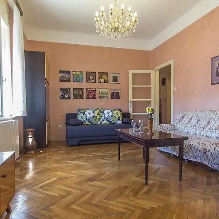 Spacious & Smart Center