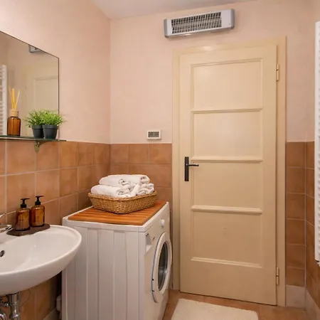 Spacious & Smart Center 公寓