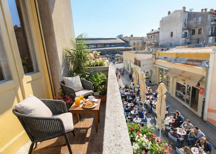 Spacious & Smart Center 아파트