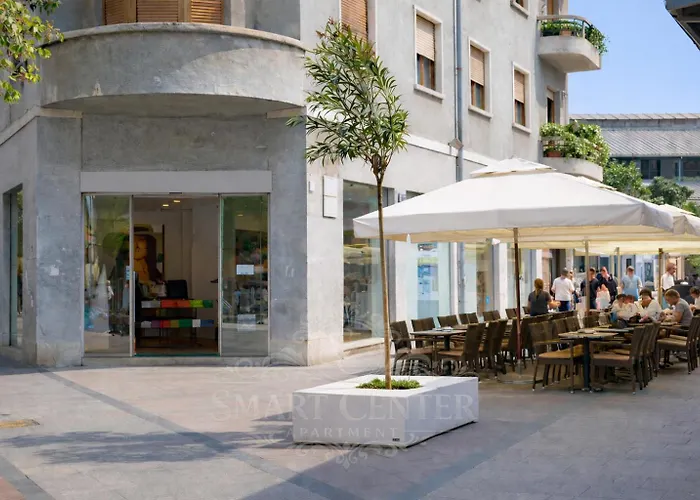 Spacious & Smart Center 아파트